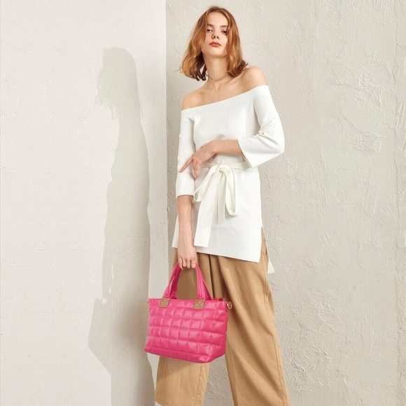 Stylish Pink Quilted Tote Bag - Picture 2 of 6